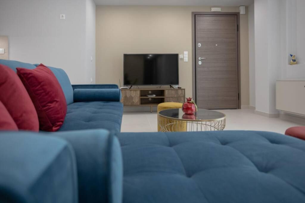 Mela Luxury Apartments Maroulás Esterno foto
