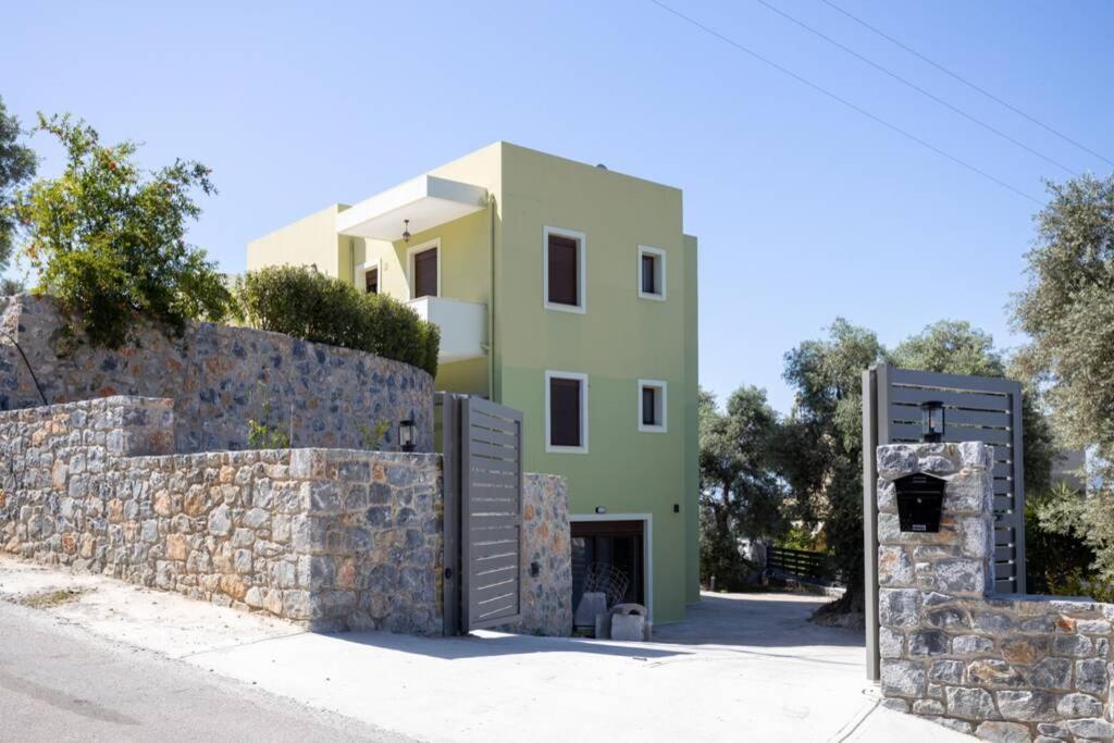 Mela Luxury Apartments Maroulás Esterno foto