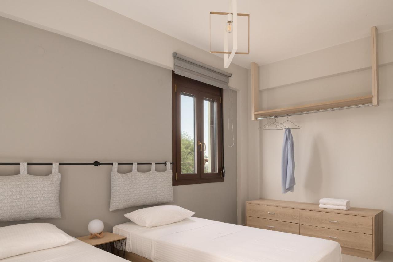 Mela Luxury Apartments Maroulás Esterno foto